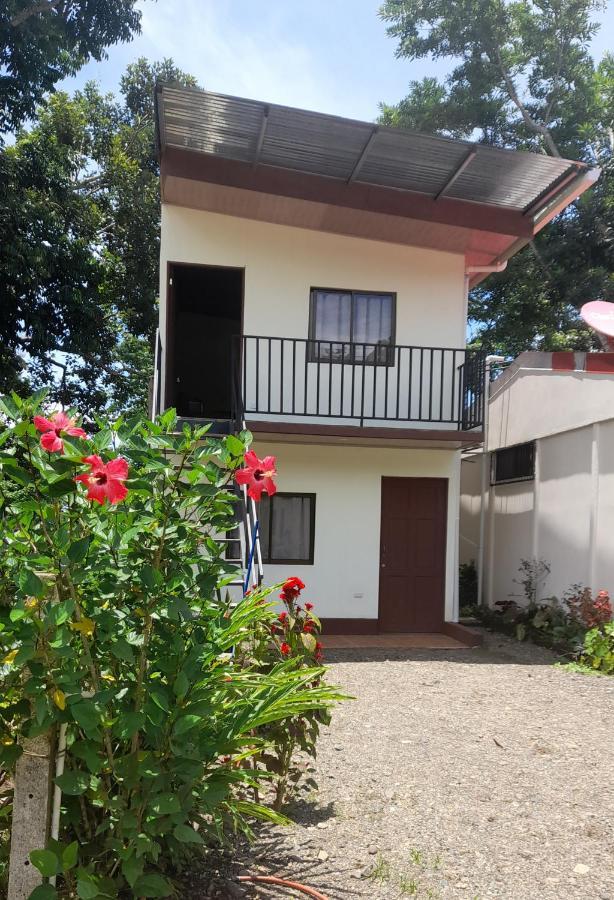 Cabinas Playa Agujas Apartment Quebrada Ganado Exterior photo