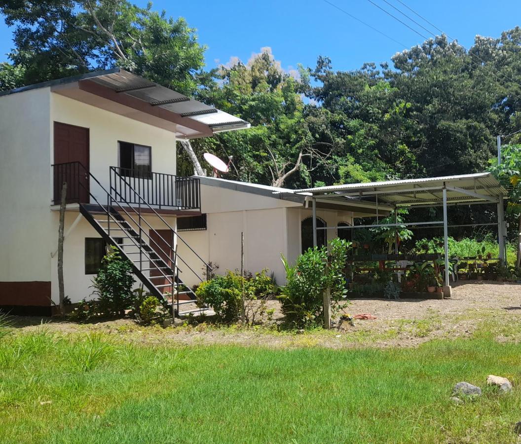 Cabinas Playa Agujas Apartment Quebrada Ganado Exterior photo